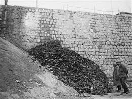 Campos De Concentração Da Segunda Guerra Mundial Pin On Camps And Ghettos Man S Inhumanity To Man Makes Countless Thousands Mourn Robert Burns