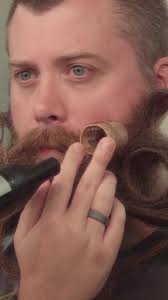 Ryan Maliszewski is the CEO of a #deaf owned neapolitan pizzeria in DC...