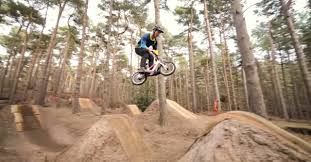 Like flow bikes, the lil shredder mountain bikes are convertible (16″ to 20″ wheels). Pros Ride Tiny Bikes Watch Mini Mountain Bike Video Gearjunkie