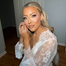 Carolyn Ferreira (@carolynsmakeupartistry) · Instagram 照片和视频