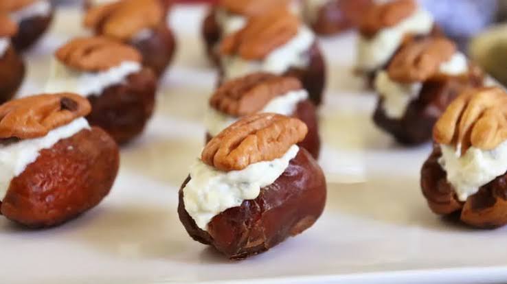 Dates with Cheese