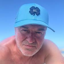 So I had a really good senheiser microphone and broke it need a new  microphone but wondered what cordless microphones are good with less  feedback but reasonable priced