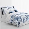 Most kids' duvet sets feature duvet covers with zippers, which makes the task pretty easy. 1