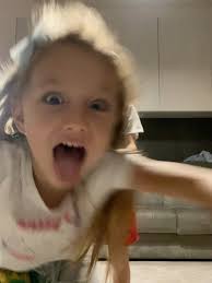 La verità é che prendersi troppo sul serio non ha molto senso!, Ecco a voi  il mio proposito di vita, la mia gioia e il motore di ogni singola cosa.,  Grazie bimbi miei per la leggerezza, le risate ed ...