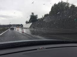 Het was op woensdag 14 juli tegen zessen toen de dag bijna veranderde in de nacht. Overlast Door Noodweer In Limburg Windhozen Op Terrein Zlf De Limburger Mobile