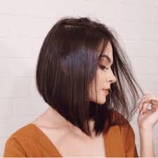 Fioranna ciulli · long bob. Bob Destrutturato 10 Look A Cui Ispirarsi Roba Da Donne