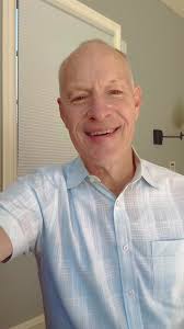 They saw the show. They grabbed some boxes. They became "Piano Guys.” 🎹🎻  Thanks for the CUTE video Ashly!