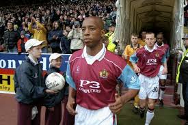 A lewis richardson strike and a brace from a trialist secures all three points for the clarets. When Ian Wright Joined Burnley On Valentine S Day He Ate My Chocolates But That Was Just Him I Loved Him The Athletic