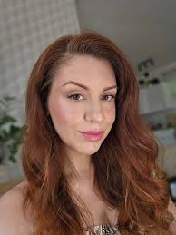 Ritkán, de van, hogy egyszerre van good hair, good skin és good makeup day.  ✨️ #nellisminkel #sminkesbudapest #budapestsminkes #budapest #smink  #sminkes #gyeresminkeljünk #alkalmismink #üdesmink #ünnepismink  #sminktanácsadás #sminktanacsadas ...