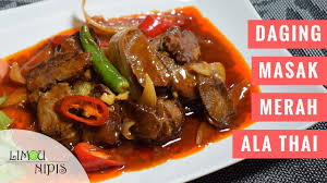 Resep rendang daging sapi dengan kuah kering ini cukup nikmat dan lezat, sehingga. Daging Masak Merah Ala Thai Youtube