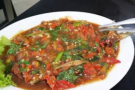 Dengan bumbu kari dan bumbu lainnya serta daun kembangi membuat rasanya makin endeus dan beraroma! Resep Rica Rica Bandeng Lembut Dan Pedasnya Menggigit Banget