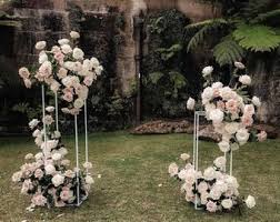 Acrylic Clear Modern Rectangular Tall Stand Wedding Centerpiece In 2020 Flower Stands Wedding Centerpieces Tall Centerpieces