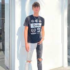 Moreover, he has a reserved personality, so he has kept his romantic life low profile and out of public attention. Tommy Unold Agent Manager Publicist Contact Info