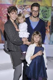 Nagrody nagroda specjalna fundacji polsat złote serce (2004) członkowie rodziny tomasz mrozowski (brat) Monika Mrozowska Tym Romansem Zyla Cala Polska Pomponik Pl