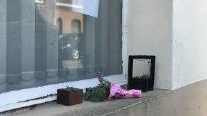 Roubaix Des Fleurs En Hommage Au Dr Delalaing Decede Du Covid 19