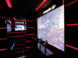 Doom 3, resident evil 7 biohazard, minecraft, stranger things y mucho más Primera Sala De Videojuegos De Realidad Virtual En Cdmx Donde Ir