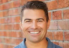 Dan Holt's Instagram, Twitter & Facebook