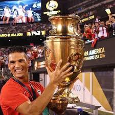 Mark gonzalez was born in south africa but moved with his family to chile when he was aged ten. Wr Zorxph94wcm