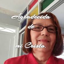 Durante uno de sus conciertos recientes, el artista Usher se acercó a una  espectadora en el área VIP e intentó que él la alimentara con una cereza  como parte de su presentación