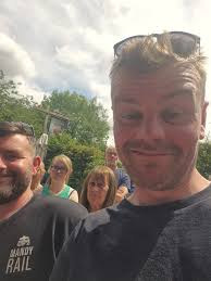 Cheers to the jordie lad who kindly took our pic outside brilliant  afternoon 25th june,everything you have all done is fantastic pleasure to  visit well recommended.The food was top notch British grub