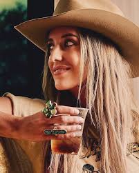 The awesome thing about Tomás and Co. is that you're gonna get amazing  wearable pieces of jewelry for any occasion and we size them to fit! Thank  you Lainey Wilson for your