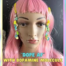 Miriam Sheffield's Instagram, Twitter & Facebook