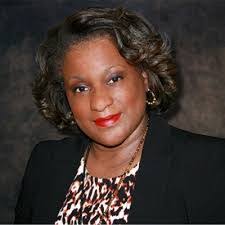 Maureen Graney's Instagram, Twitter & Facebook