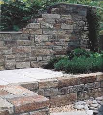 Mit unseren mauersystemen sind nahezu alle kombinationen möglich!. Natursteinmauer Gartenmauer Naturstein Wand Granitsteine Feldsteine Trockenmauersteine Stutzmauer Steinhandel