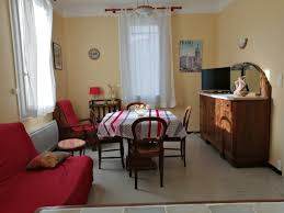 Rovira Georges Meubles Et Gites Prades Conflent Canigo Tourisme Le Canigou