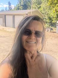 Live All Year! Or use for holidays. Gorgeous very private lot with 10 x 12  shed, large deck, visually appealing hand-made privacy walls, picnic table,  firepit, and nice rock and shrubs landscaping.