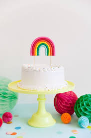 1001 Idees Deco Licorne Pour Un Anniversaire Fille Feerique Gateau D Anniversaire Arc En Ciel Gateau Multicolore Gateau Anniversaire