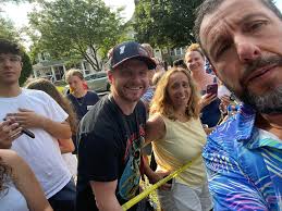 Remove everyone but two people from photo?