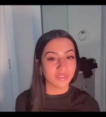 Casal Chupa Cabra: Uma Noite de Forró e Diversão