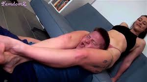 Watch Rose red headscissors - Headscissors, Amethyst Mars, Femdom Porn -  SpankBang