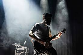 Tomas bertoni is a member of famous people who are known for being a rock singer, celebrities who are 30 years old, was born in october, in the year 1990.his zodiac sign is libra. Tomas Bertoni Scalene