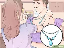 Pour qu'un garçon s'habille comme une fille, il doit avoir les aisselles, les jambes et le visage exempts de tout poil. Comment Habiller Un Garcon Comme Une Fille Wikihow
