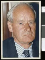 Subject Search for Portrait photographs