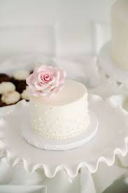 Small white wedding cake with flowers. Simple Pink And White Wedding Cake Addicfashion