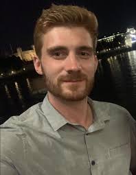 Hi. I am a stand-up comedian based in the beaches of Flanders. Planning to  visit London for shows at the end of the summer. Looking for a couch in and  around London.