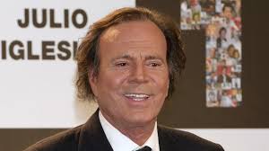 La reacción de Isabel Preysler al conocer las denuncias a Julio Iglesias: “Está impactada”