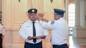 Ascensos en la Guardia de Protección de Casa de Gobierno