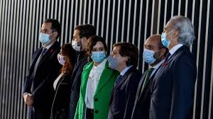 Esta vez, el partido del candidato pablo iglesias ha tratado de explicar por qué, según ellos, el partido popular decide poner a isabel díaz ayuso como candidata y no a una piedra. Ayuso Inaugura El Hospital De Pandemias Con Una Plantilla De 116 Voluntarios