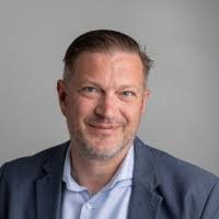 Mark Brecht's Instagram, Twitter & Facebook