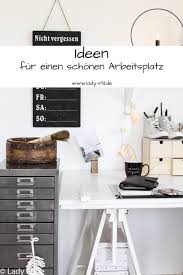 Buro Make Over Alte Tur Wiederverwerten Schuhe Als Stiftehalter Schreibtisch Selber Bauen Toilette Design Buro Eingerichtet