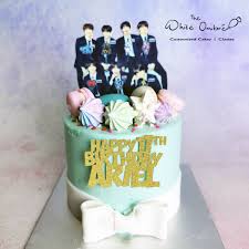 Bts rainbow layer cake a definite yes you can make it factor.the colourful layers make you feel so happy and want to eat it. The White Ombre On Twitter Bts Bt21 Cake Thewhiteombre Cake Cakedecorating Cakesofinstagram Bakersofsgp Bts Bt21 Btsarmy Kpop Army