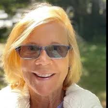 Denise Mannino's Instagram, Twitter & Facebook