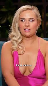 Are you ready for #MAFS & Afterparty tonight?!?! This season is so crazy I  may have to go live during tonight's episode!!!! Should I go live with  @mrbradjames tonight?!?