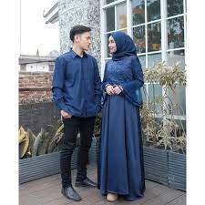 10 ide kebaya modern dengan hijab, cocok buat wisuda millennials nih! Couple Baju Kondangan Bareng Temen 10 Ide Baju Kondangan Bareng Pasangan Ala Seleb Indonesia Harga Baju Couple Gamis Buat Kondangan Modern Welcome To The Blog