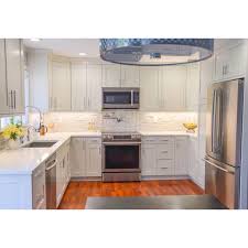 Oc 23 Classic Gray Benjamin Moore Whites Kitchen Cabinets Moore Kitchen Kitchen Cabinets Grey And White Benjamin Moore Kitchen