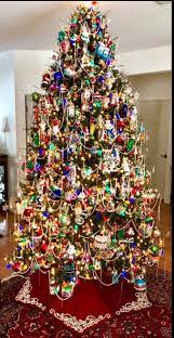 Pin By Louloute On Christmas Trees Outdoor Christmas Diy Decorating With Christmas Lights Diy Christmas Lights